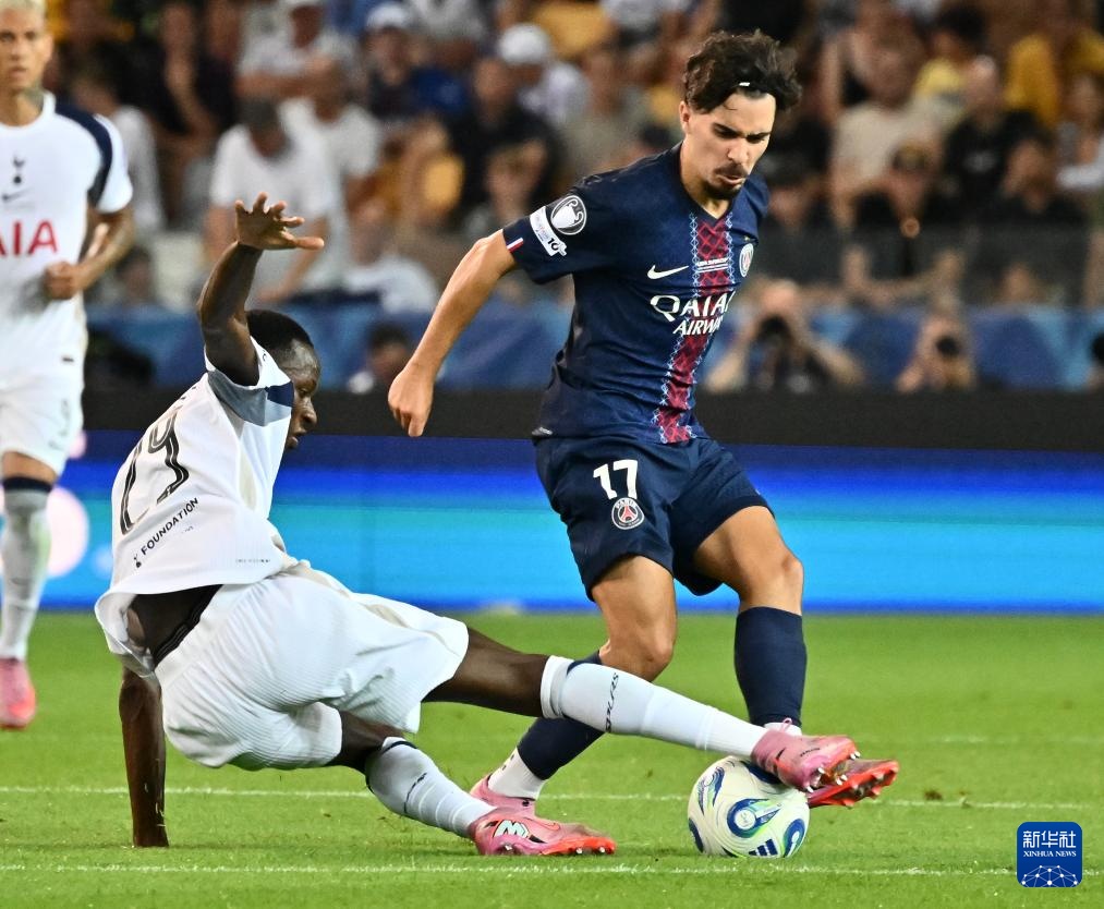 以及在比赛 以及在比赛