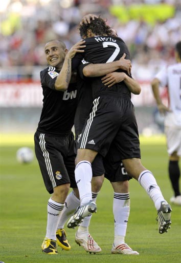 宇航局及军 宇航局及军